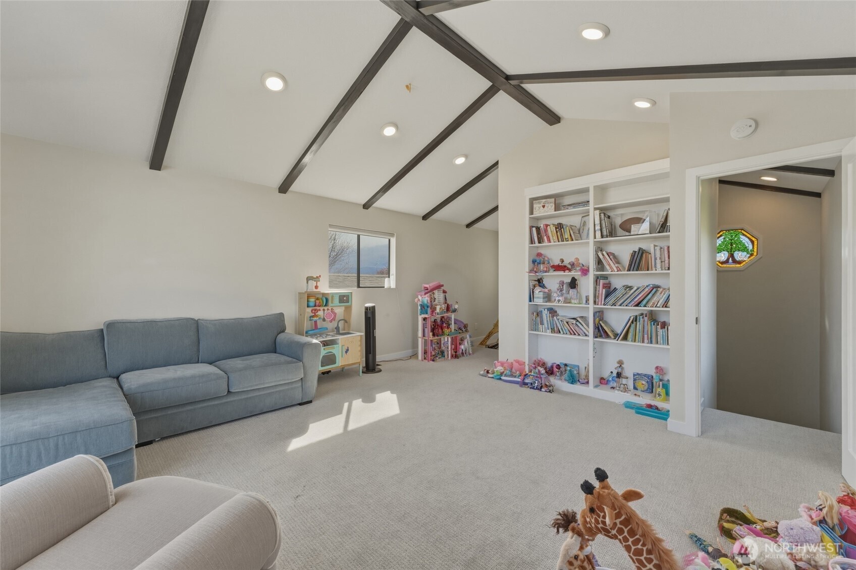 355 SE Highland Park Drive , College Place, WA 99324