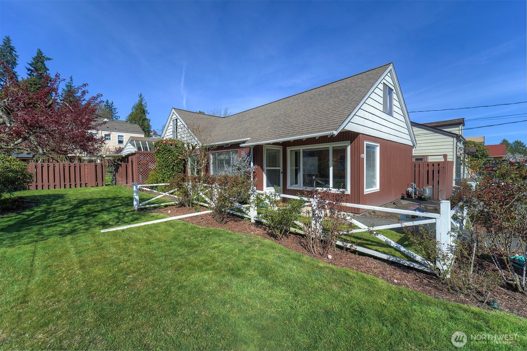 1537 Snyder Avenue , Bremerton, WA 98312