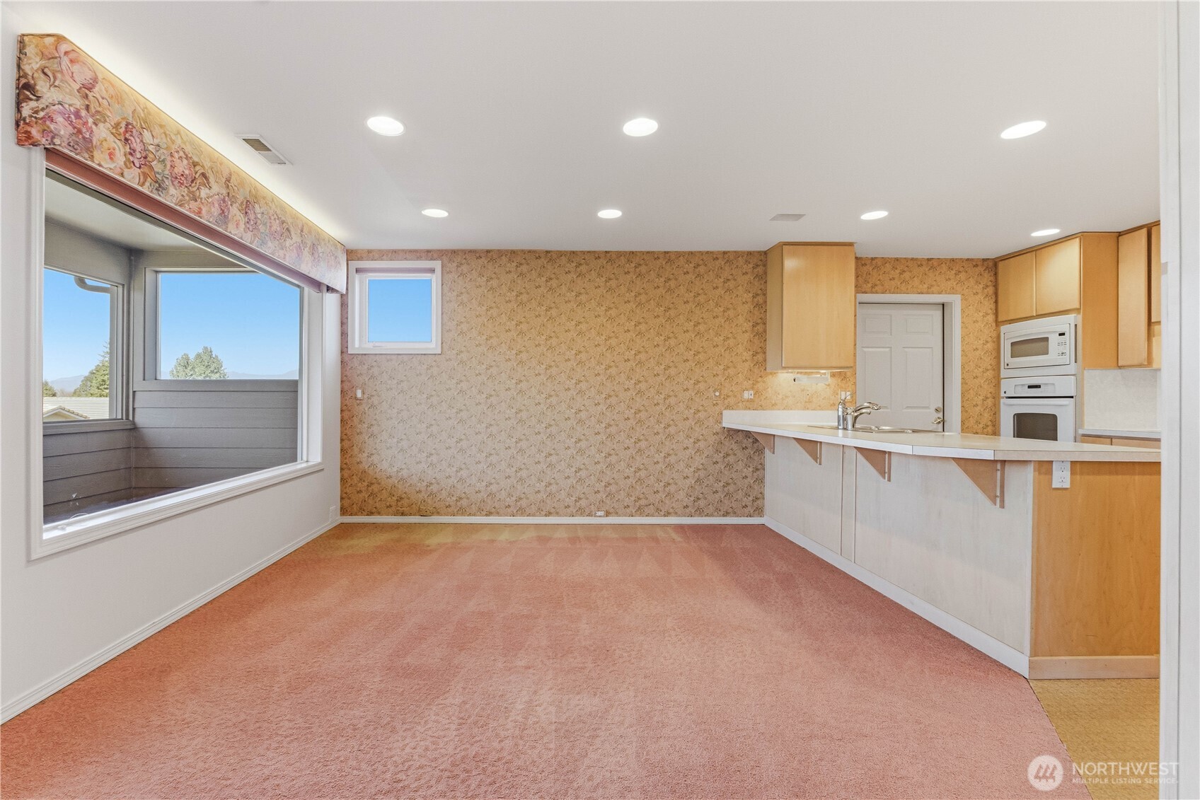 1380 Eastmont Avenue #401, East Wenatchee, WA 98802