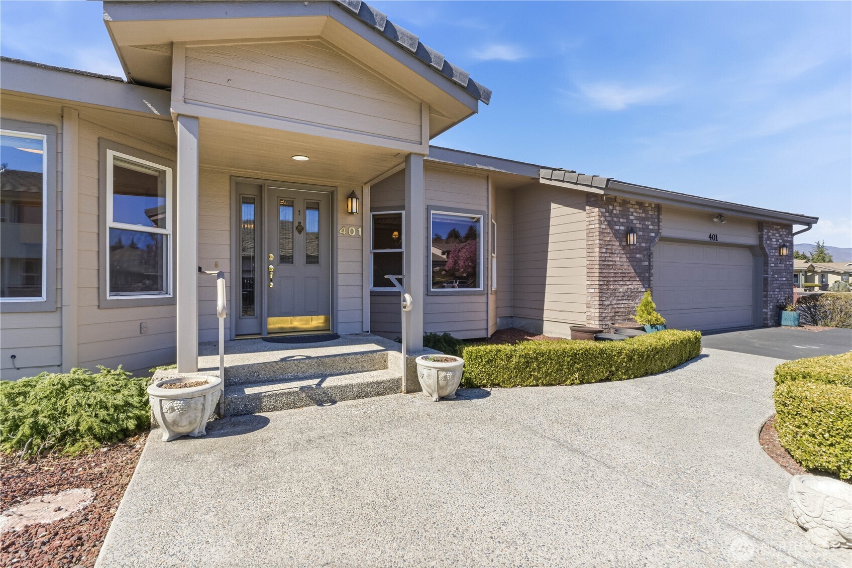 1380 Eastmont Avenue #401, East Wenatchee, WA 98802