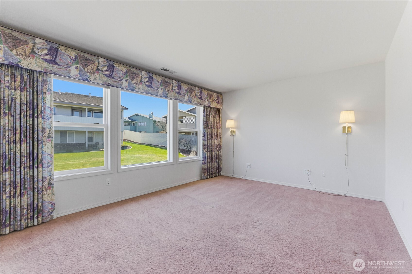 1380 Eastmont Avenue #401, East Wenatchee, WA 98802