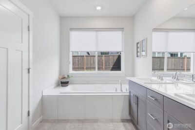 2716 S 8th Way , Ridgefield, WA 98647 - Photo 25