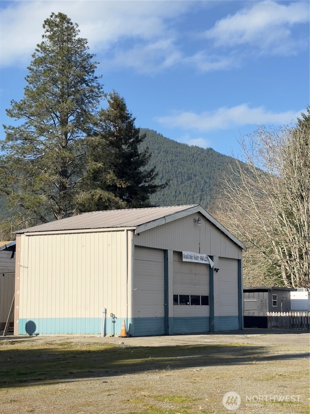 152 Easy Street , Brinnon, WA 98320