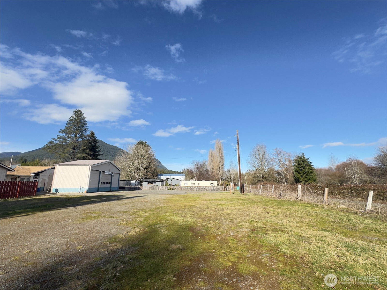 152 Easy Street , Brinnon, WA 98320