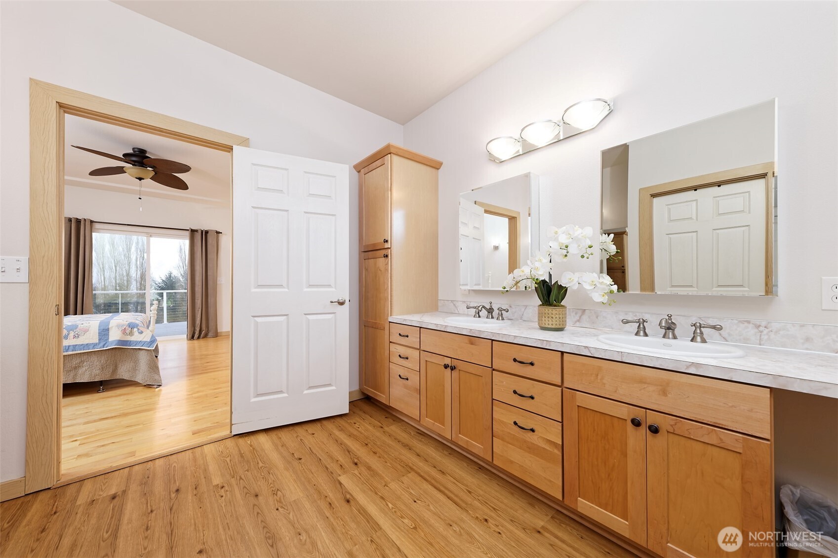 20 E Case View Place , Shelton, WA 98584