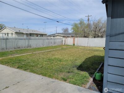 2614 W Texas Street , Moses Lake, WA 98837 - Photo 6