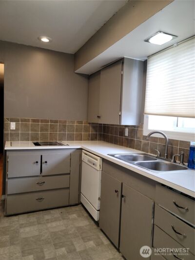 2614 W Texas Street , Moses Lake, WA 98837 - Photo 8