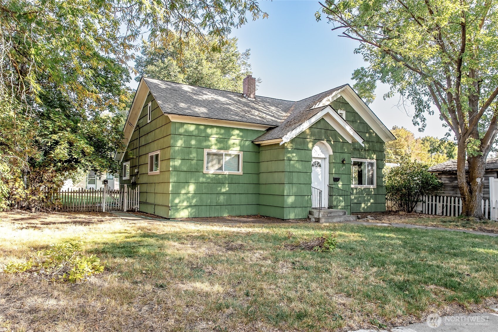 504 504.5 N Sampson Street #1 & 2, Ellensburg, WA 98926