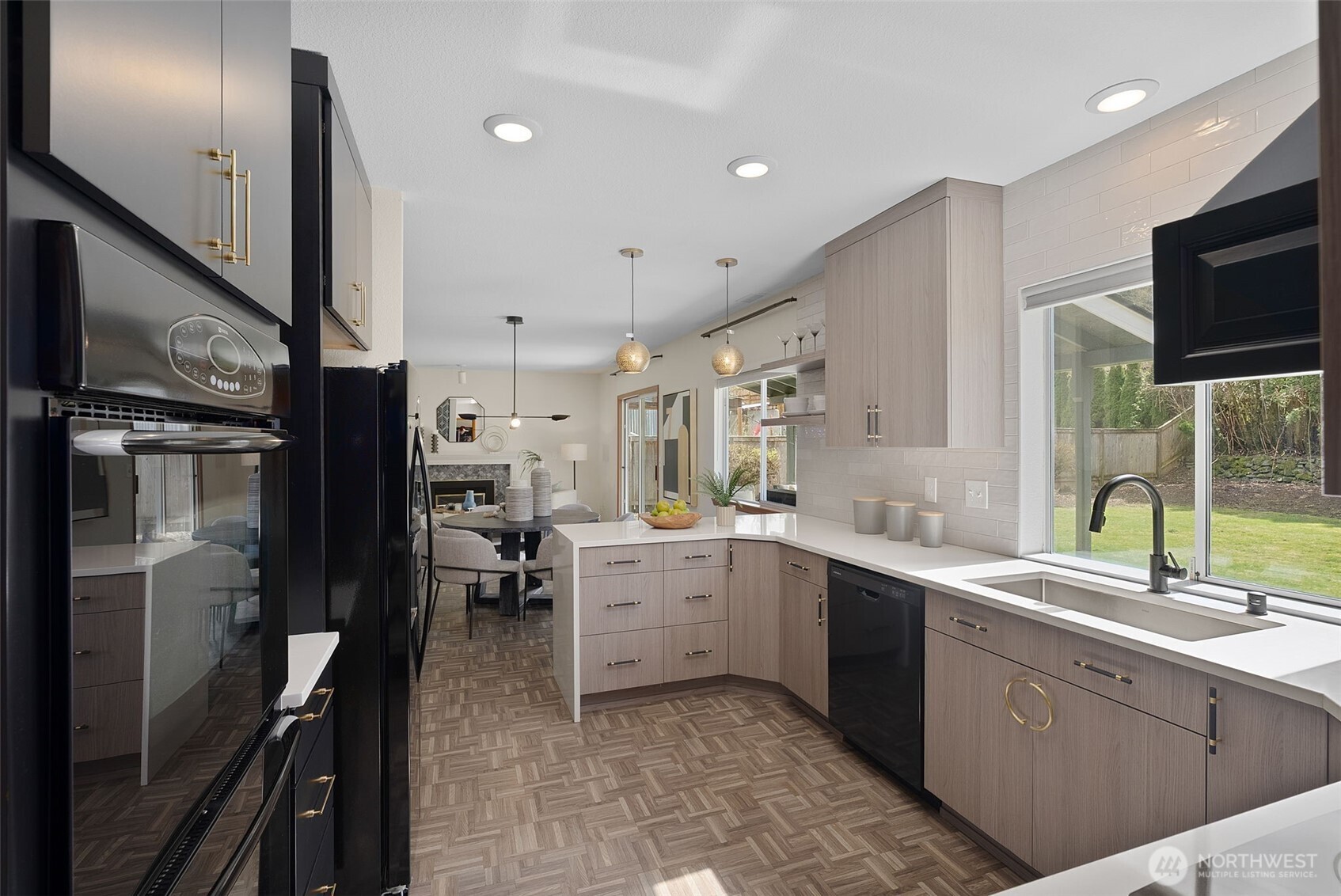 1330 Farallone Avenue , Fircrest, WA 98466