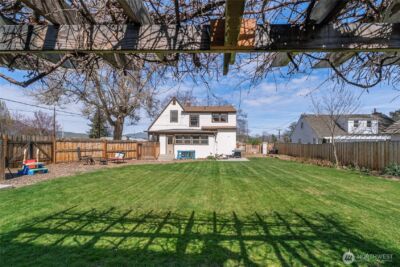 841 Red Apple Road , Wenatchee, WA 98801 - Photo 9