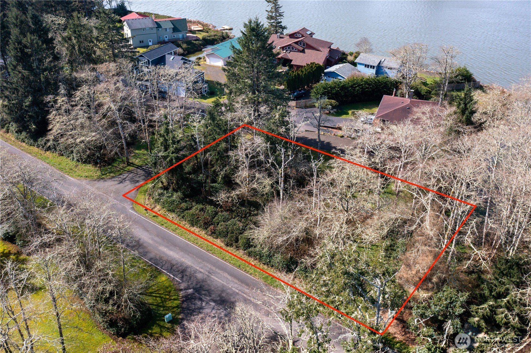 698 Fern Court SE, Ocean Shores, WA 98569