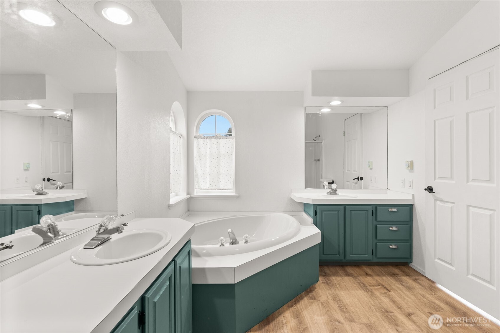 615 California Avenue , South Bend, WA 98586