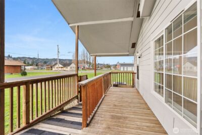 615 California Avenue , South Bend, WA 98586 - Photo 4