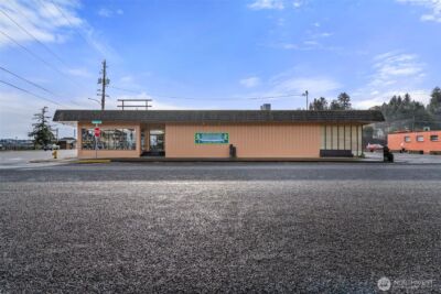 108 Central Avenue , South Bend, WA 98586