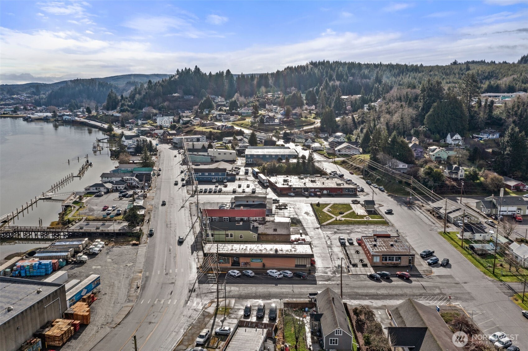 108 Central Avenue , South Bend, WA 98586