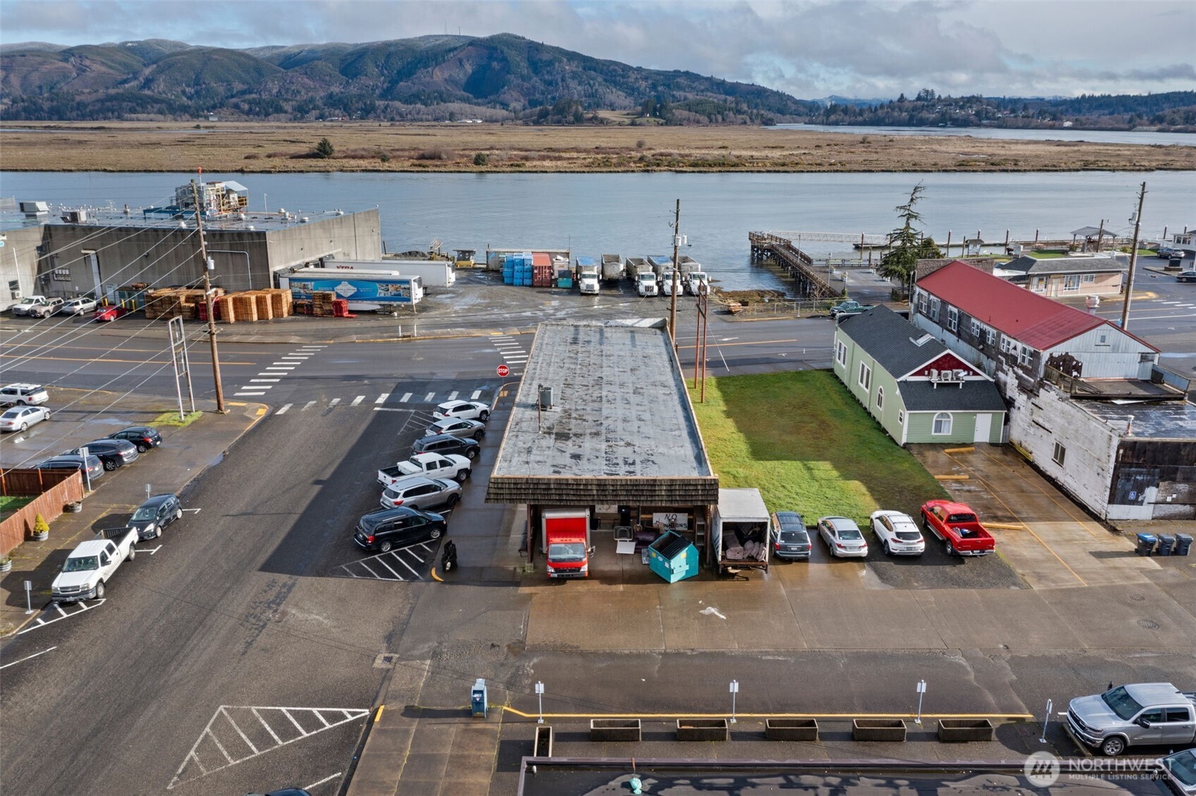 108 Central Avenue , South Bend, WA 98586