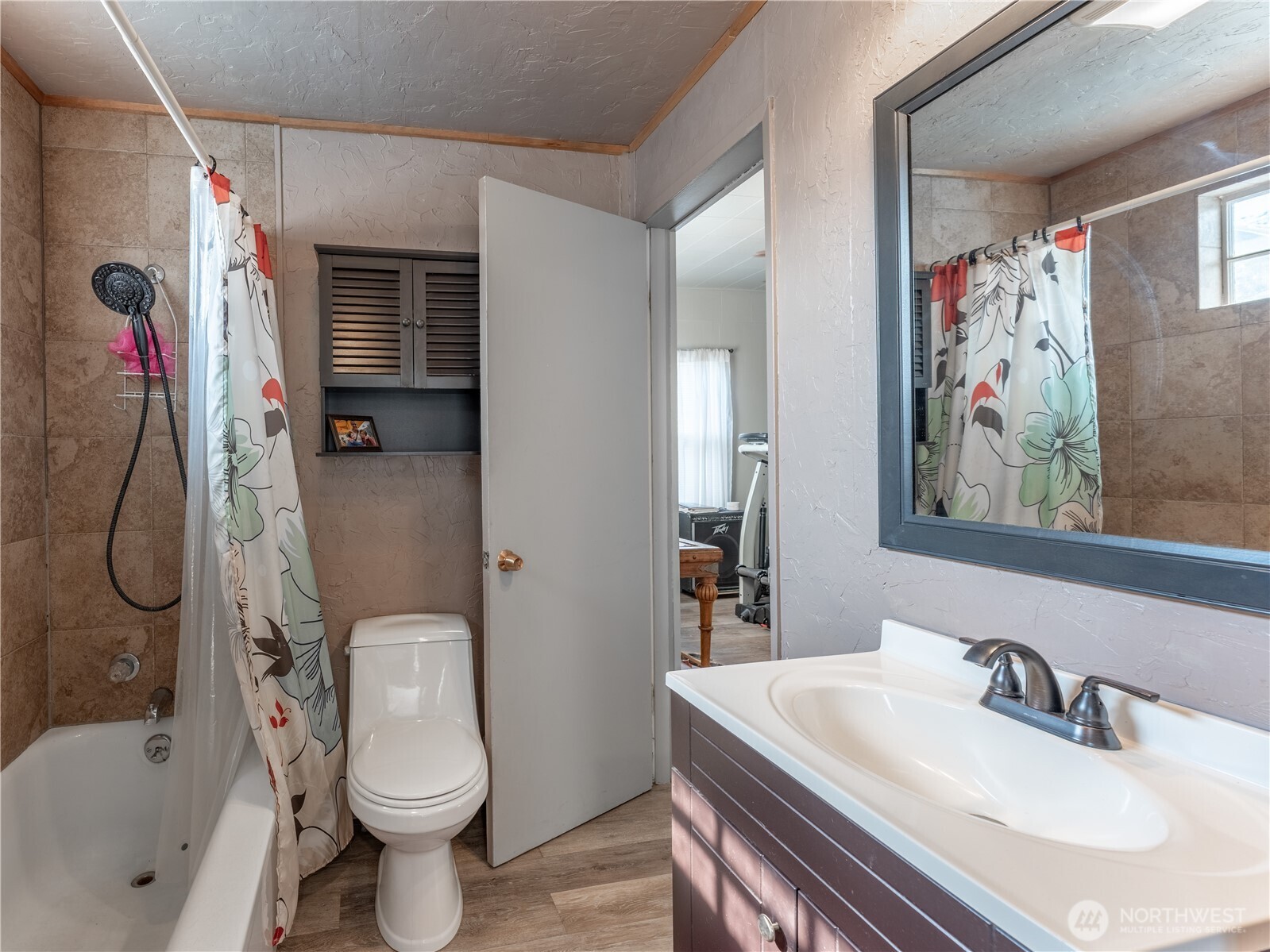 529 Douglas Street , Wenatchee, WA 98801