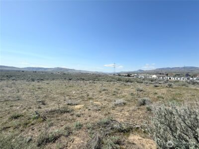 74 Highway 97 , Omak, WA 98841 - Photo 6