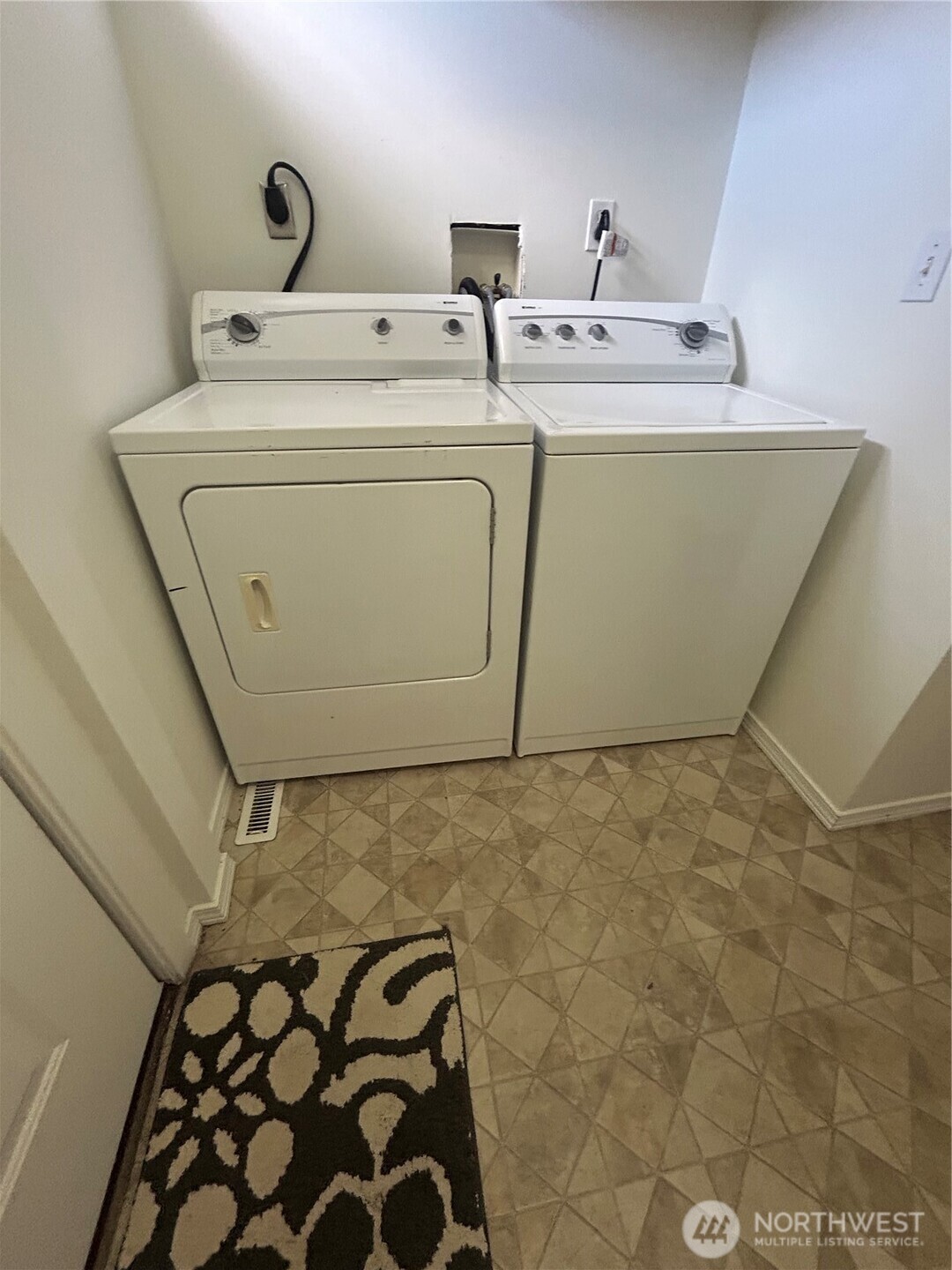 1431 W Sunset Drive , Moses Lake, WA 98837