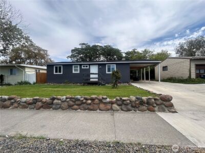 1431 W Sunset Drive , Moses Lake, WA 98837 - Photo 3