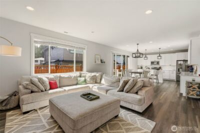 18612 135th Lane E, Bonney Lake, WA 98391 - Photo 4