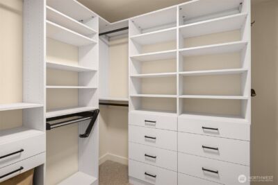 909 5th Avenue #204, Seattle, WA 98164 - Photo 16