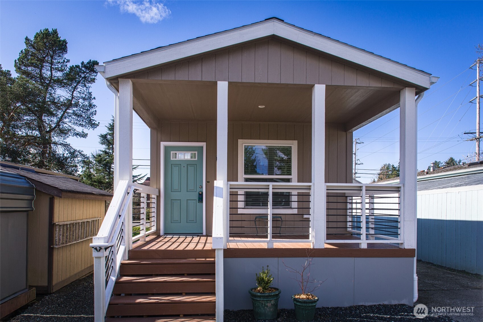 2400 DONOVAN Avenue #4, Bellingham, WA 98225