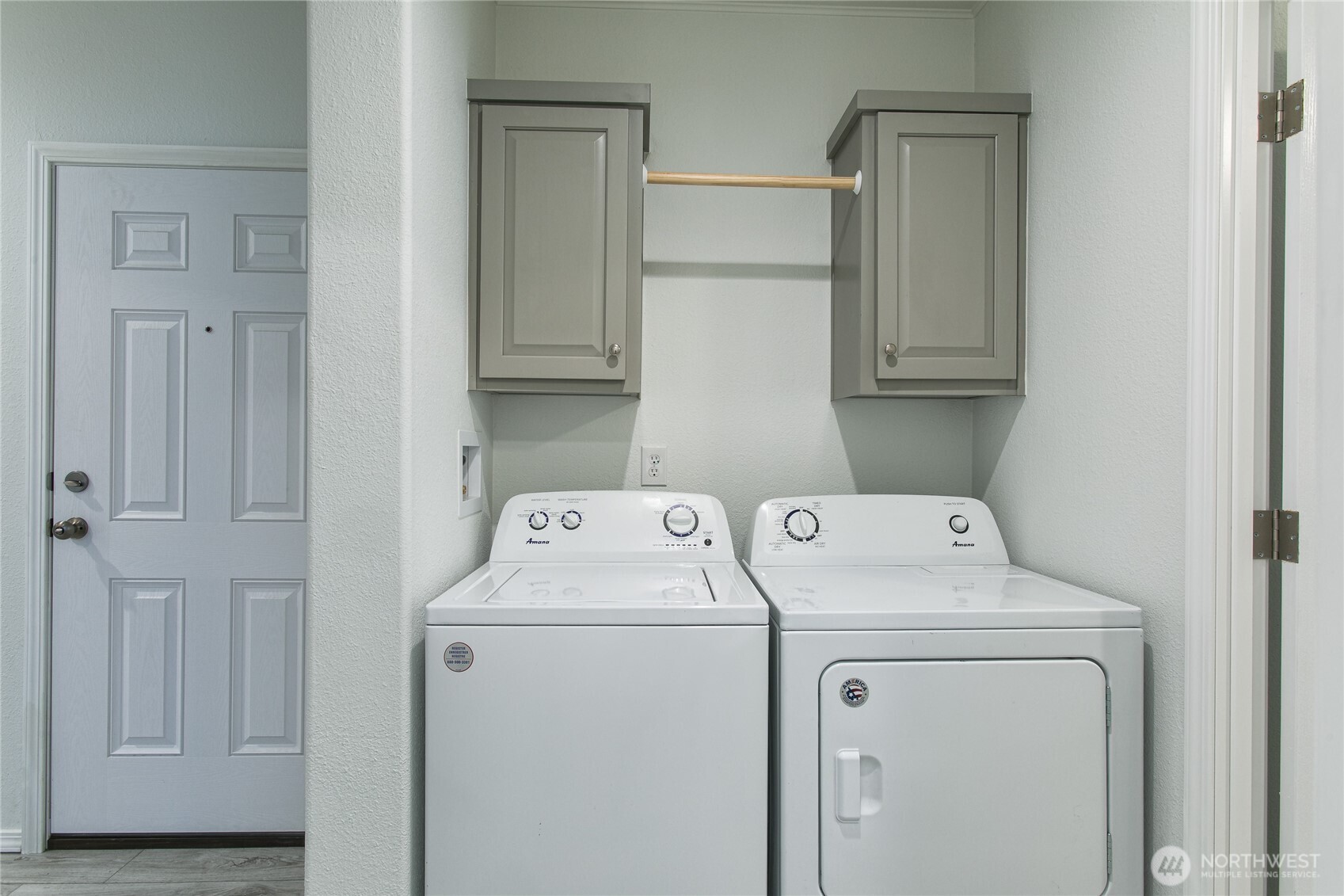 2400 DONOVAN Avenue #4, Bellingham, WA 98225