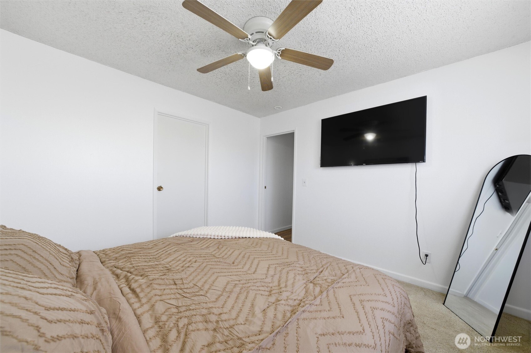 762 S 2nd Avenue , Connell, WA 99326