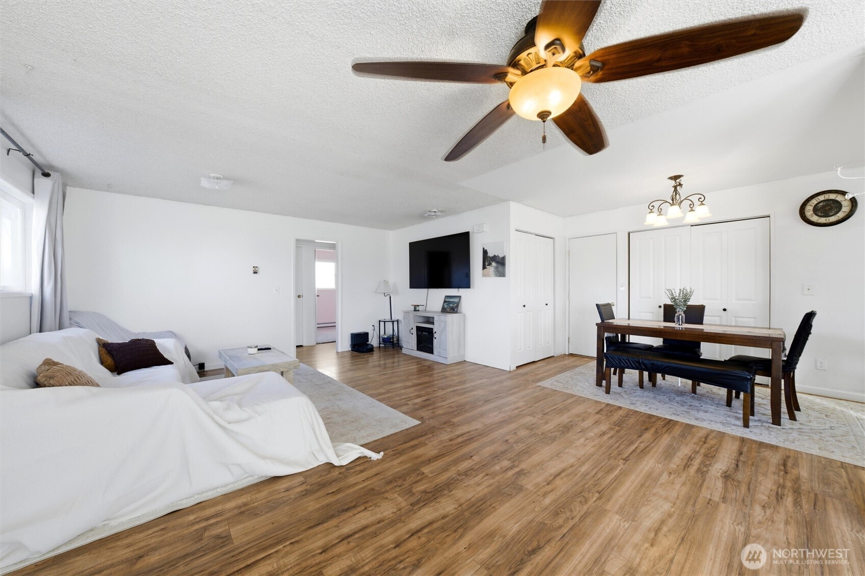 762 S 2nd Avenue , Connell, WA 99326