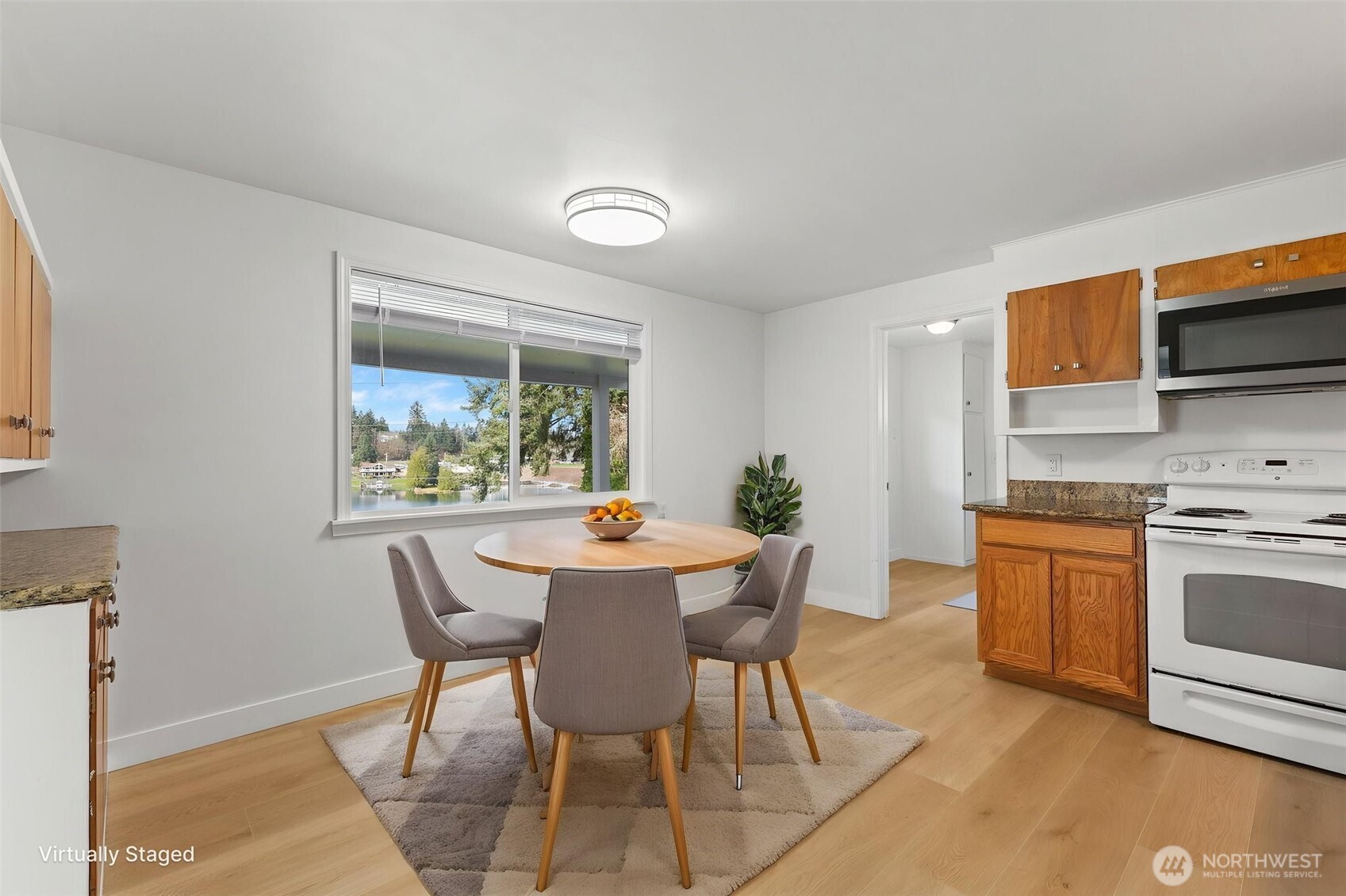 3118 Deer Island Drive E, Lake Tapps, WA 98391-9491