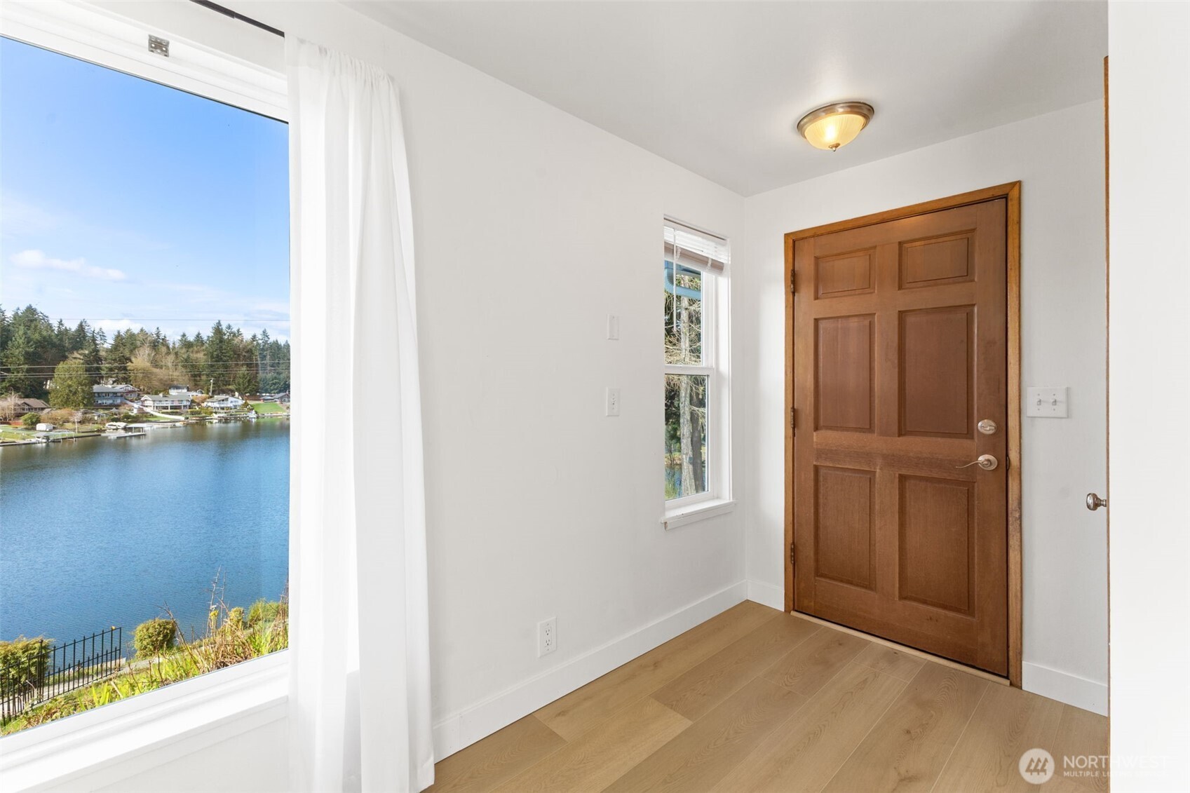 3118 Deer Island Drive E, Lake Tapps, WA 98391-9491