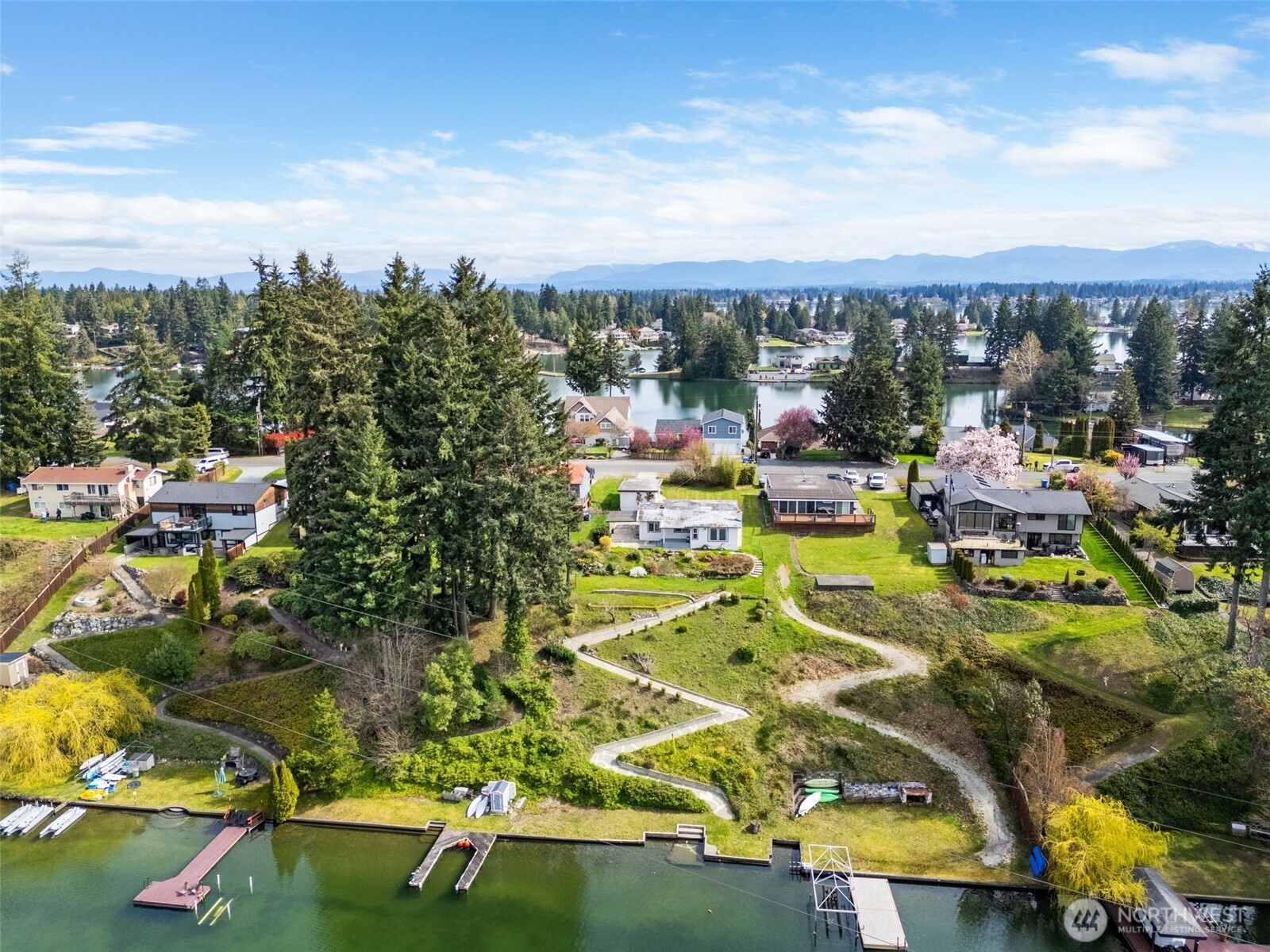 3118 Deer Island Drive E, Lake Tapps, WA 98391-9491