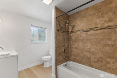 3118 Deer Island Drive E, Lake Tapps, WA 98391-9491 - Photo 8