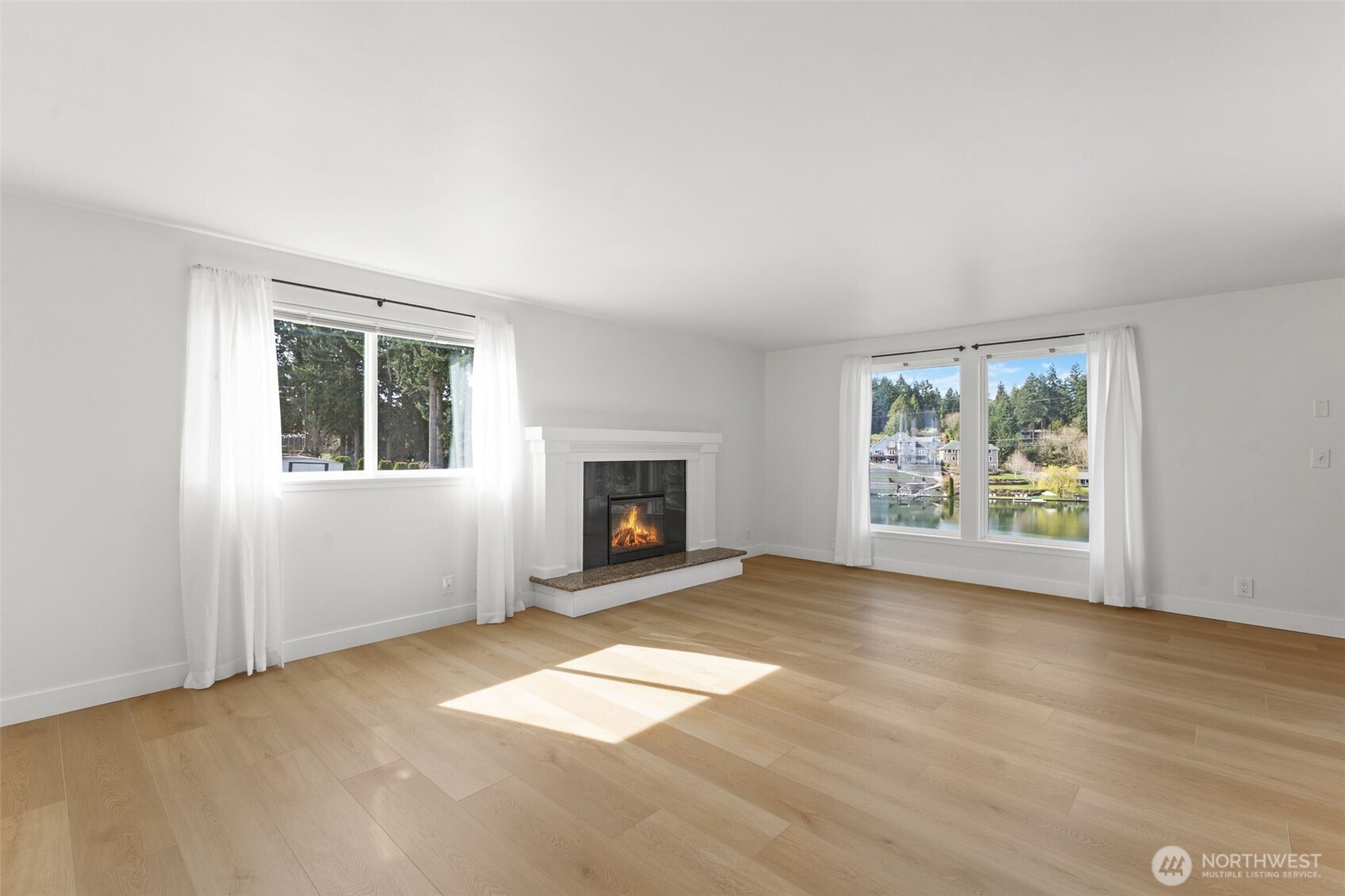 3118 Deer Island Drive E, Lake Tapps, WA 98391-9491