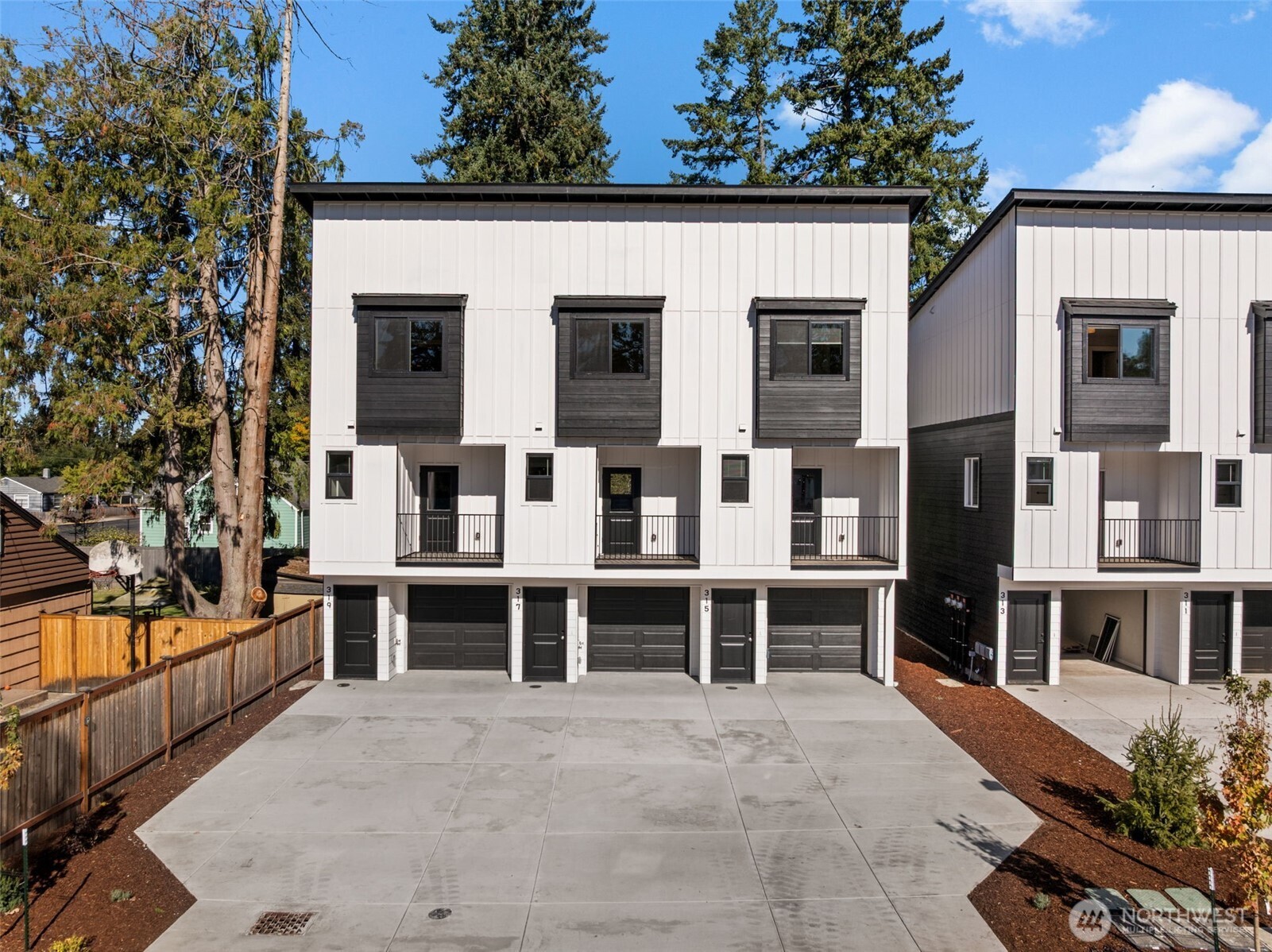 315 317,319 118th Street S #3, Tacoma, WA 98444