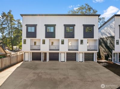 312 118th Street S #4, Tacoma, WA 98444 - Photo 2