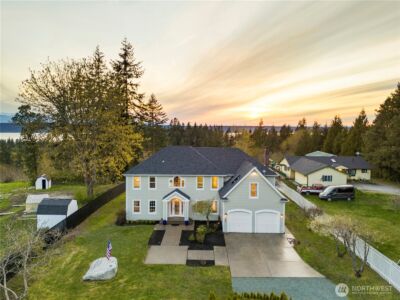 1242 Youngwood Road , Camano Island, WA 98282