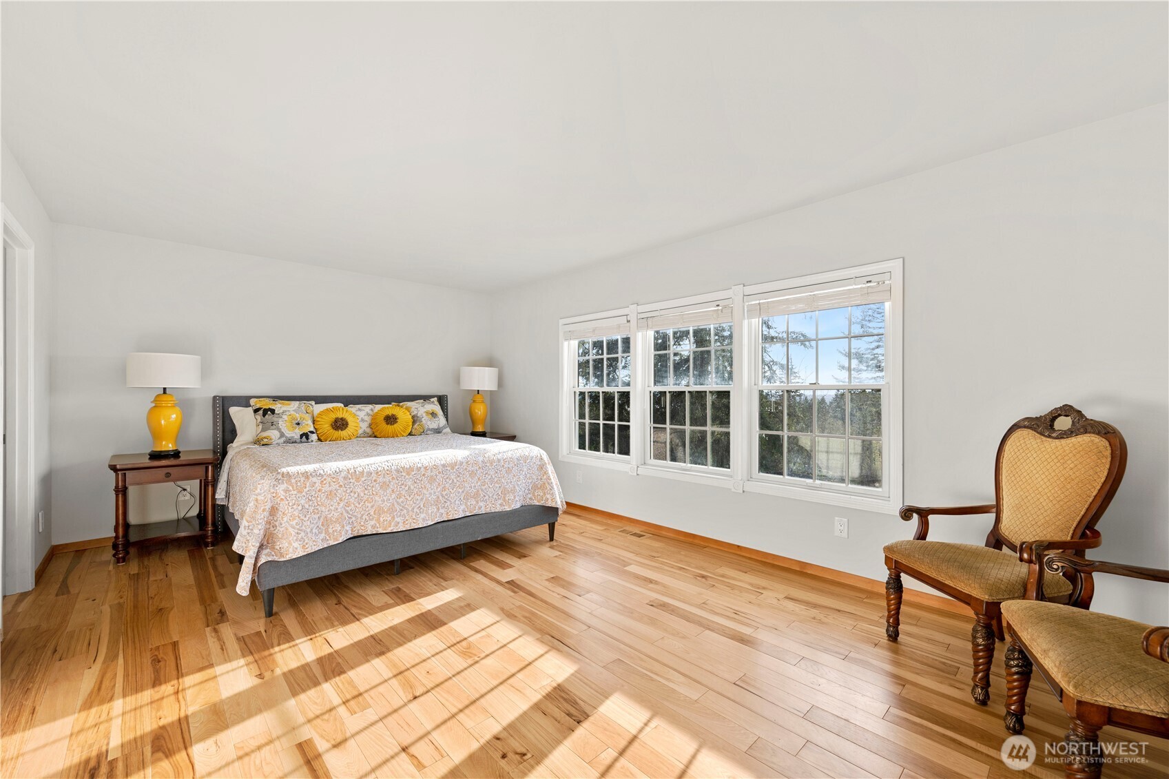 1242 Youngwood Road , Camano Island, WA 98282