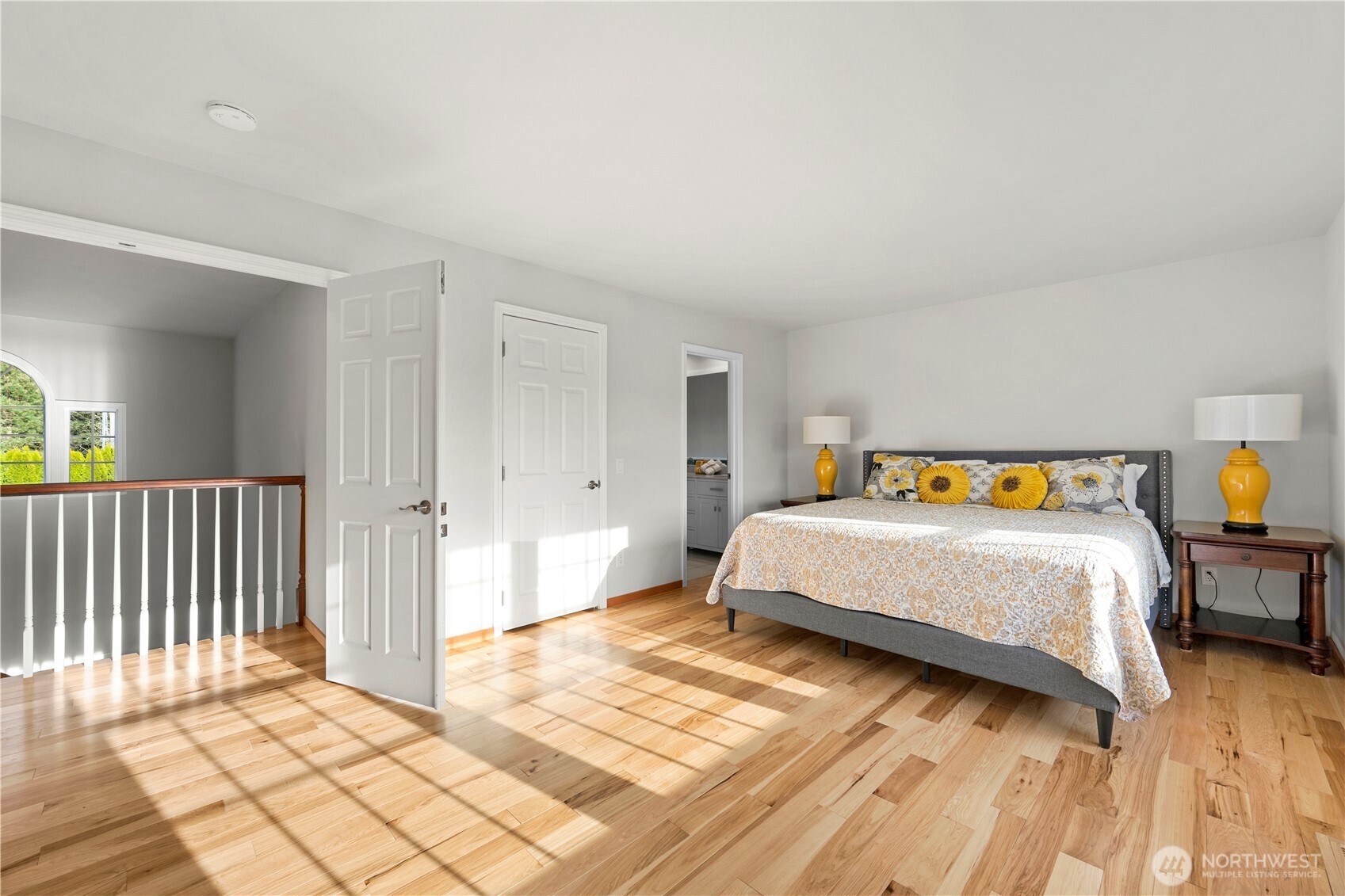 1242 Youngwood Road , Camano Island, WA 98282