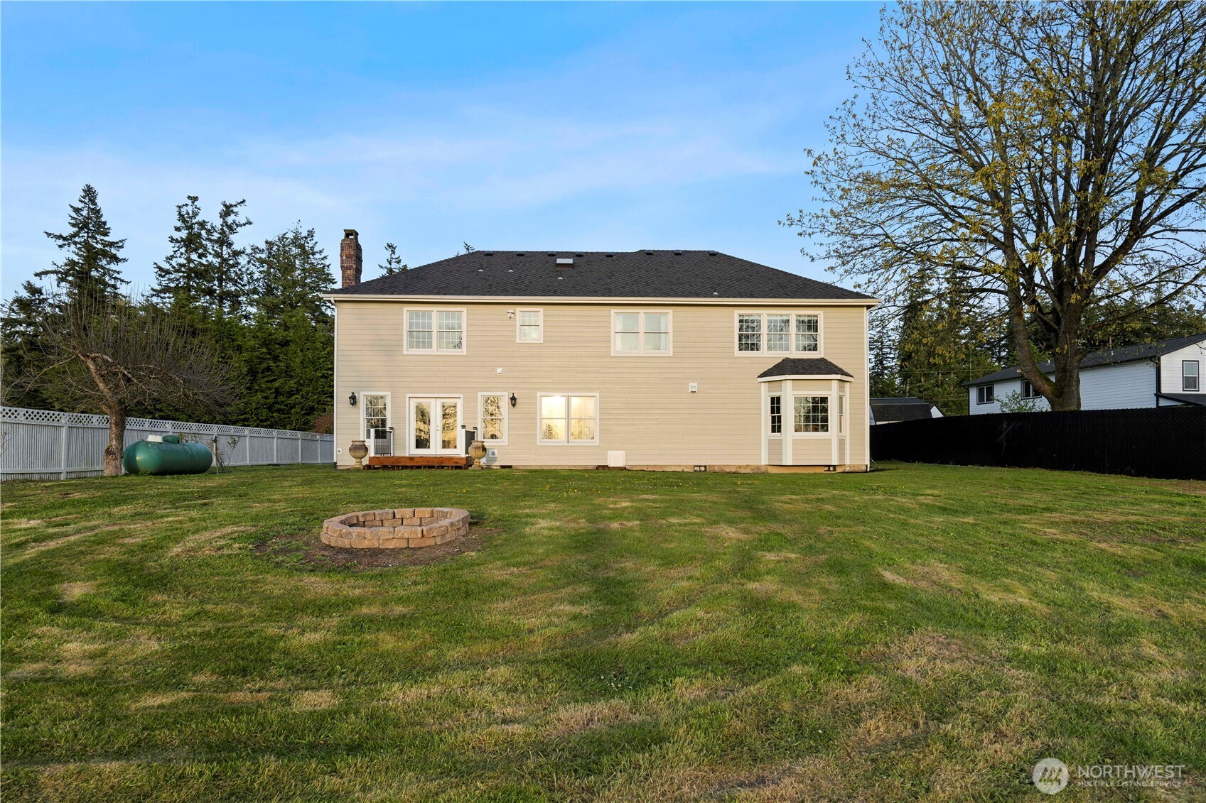 1242 Youngwood Road , Camano Island, WA 98282