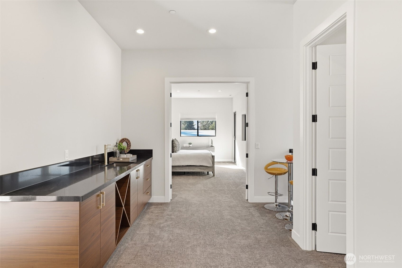 18111 84th Avenue W, Edmonds, WA 98026-5717