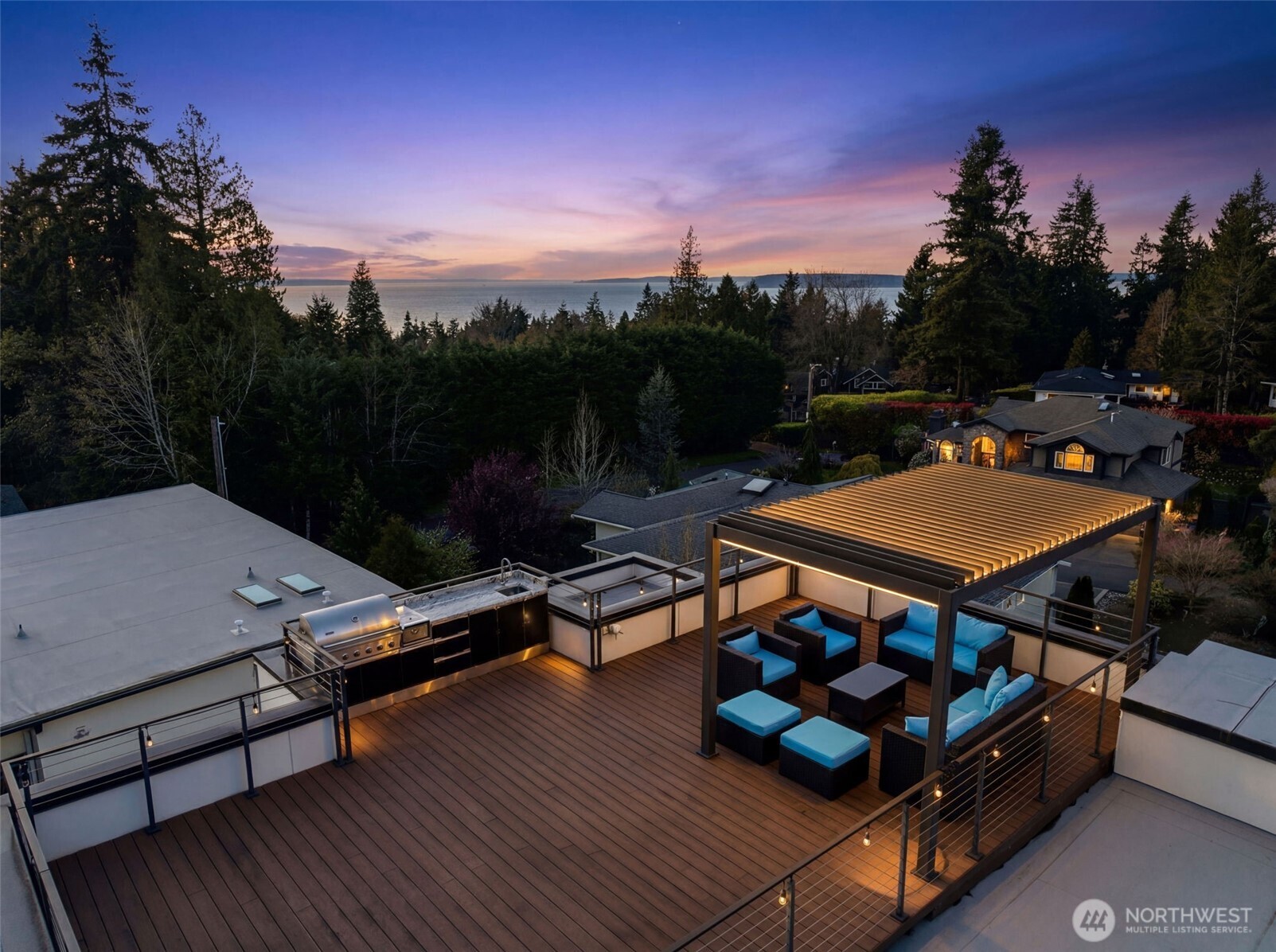 18111 84th Avenue W, Edmonds, WA 98026-5717