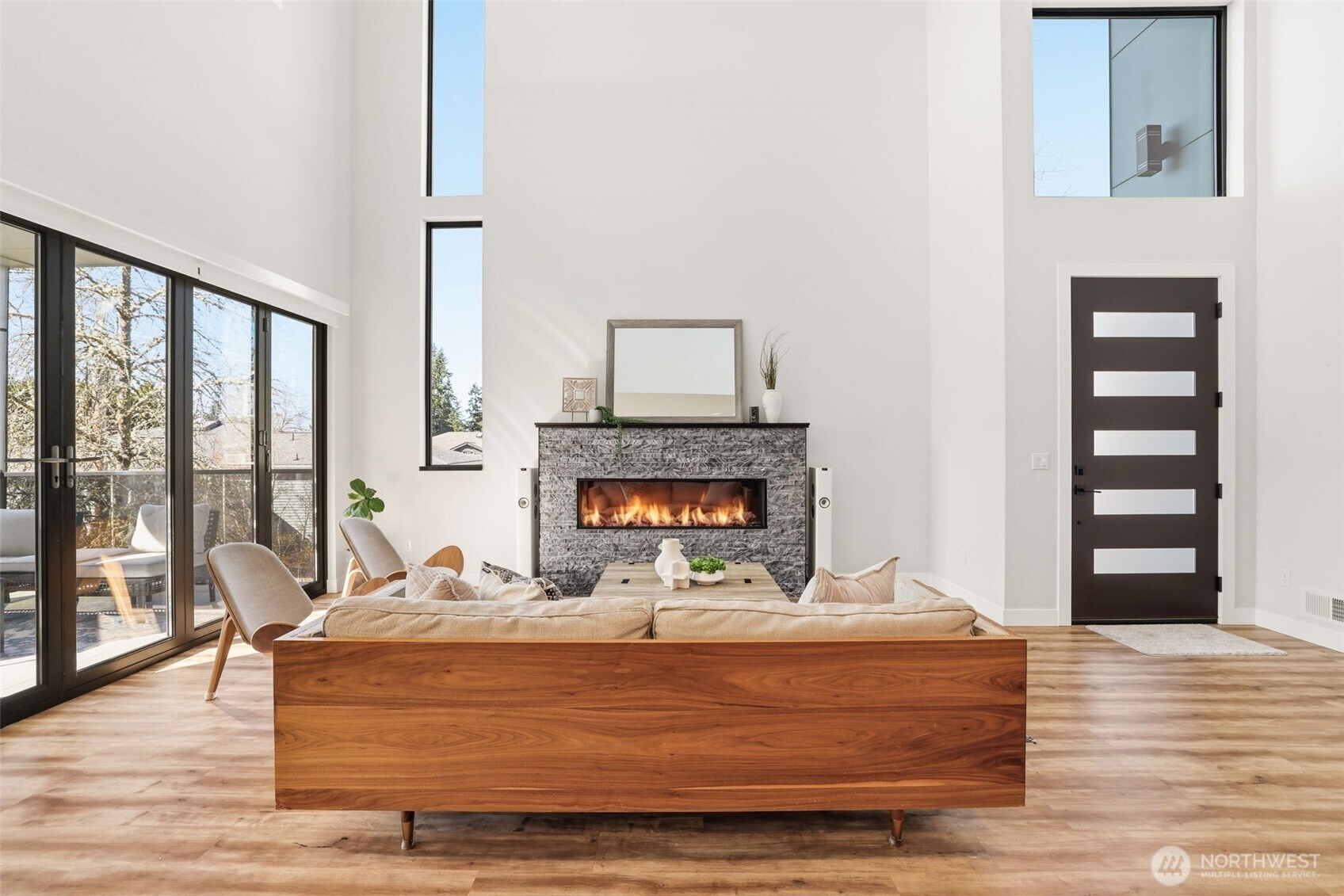 18111 84th Avenue W, Edmonds, WA 98026-5717