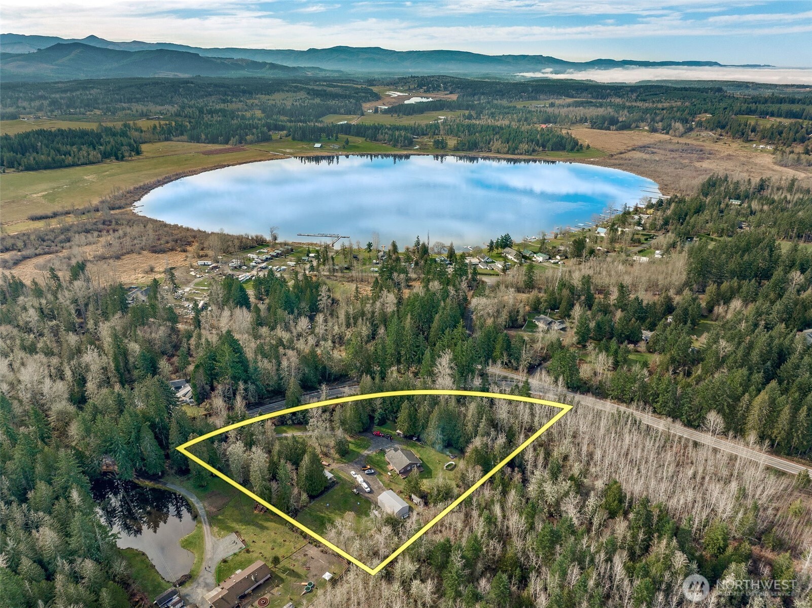 40407 Mountain Highway E , Eatonville, WA 98328