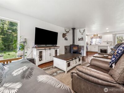 40407 Mountain Highway E , Eatonville, WA 98328 - Photo 13