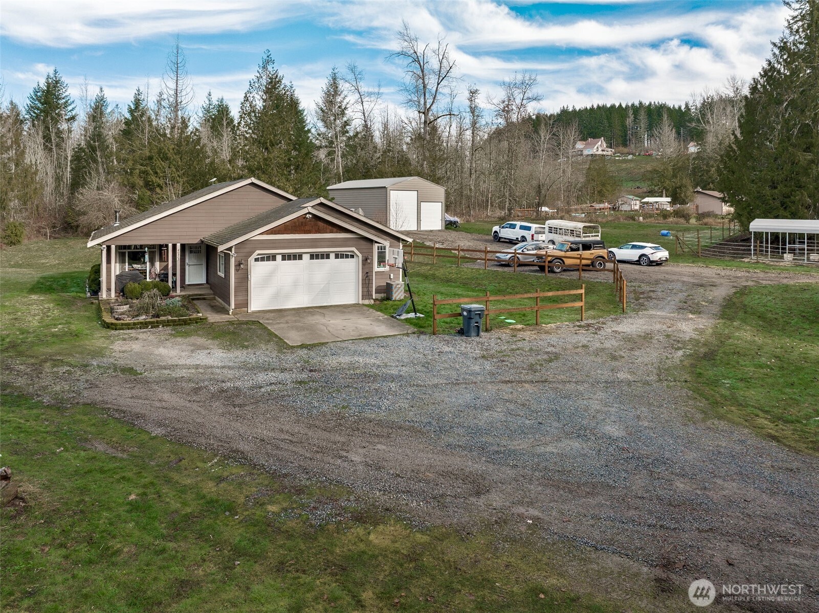 40407 Mountain Highway E , Eatonville, WA 98328