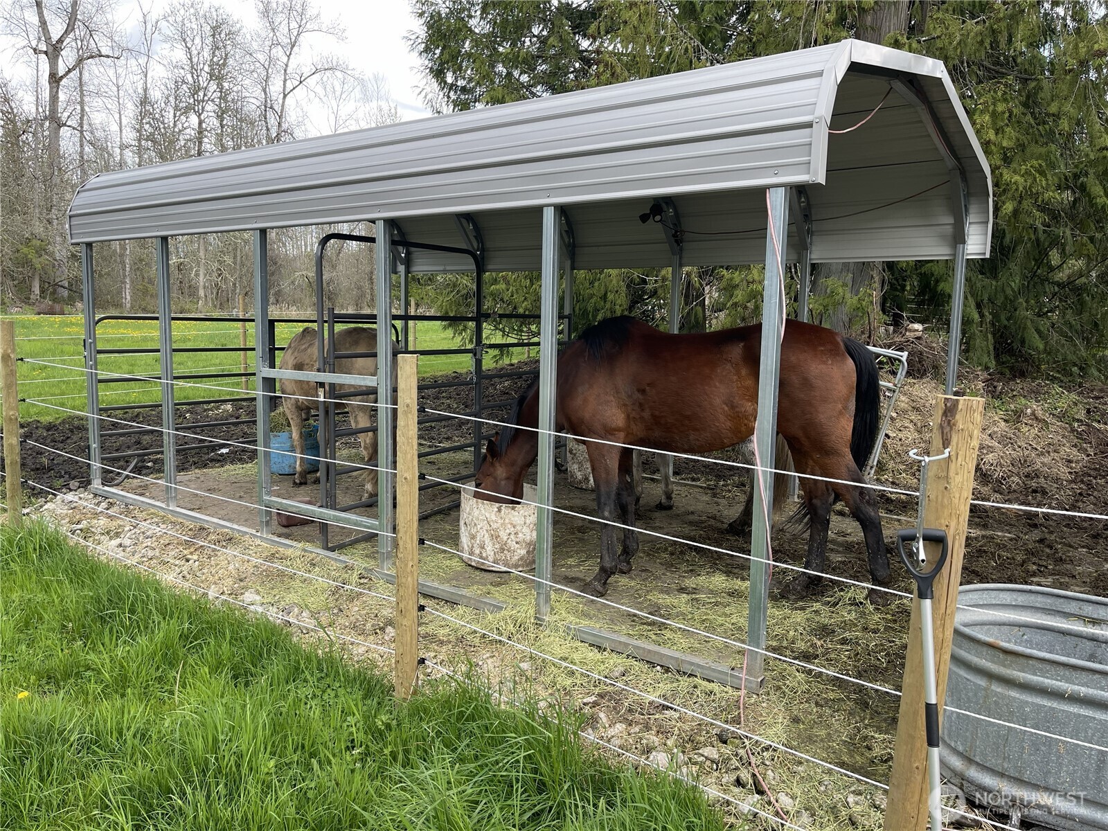 40407 Mountain Highway E , Eatonville, WA 98328