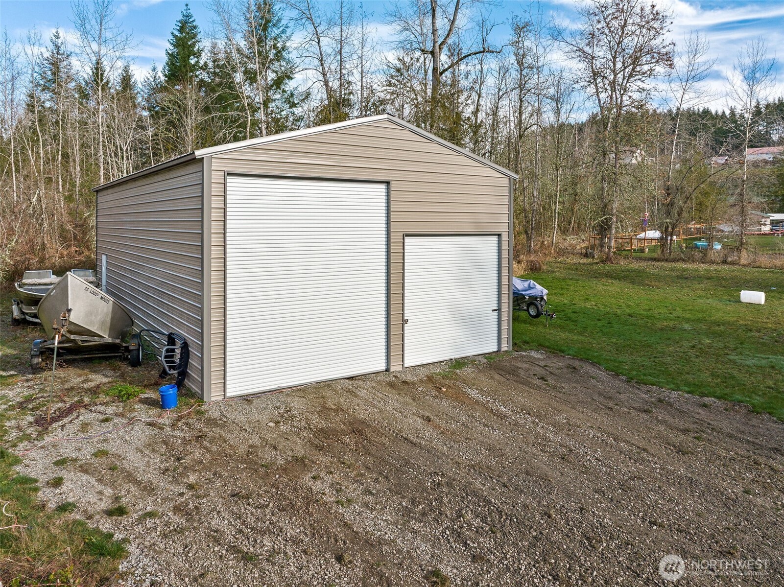 40407 Mountain Highway E , Eatonville, WA 98328