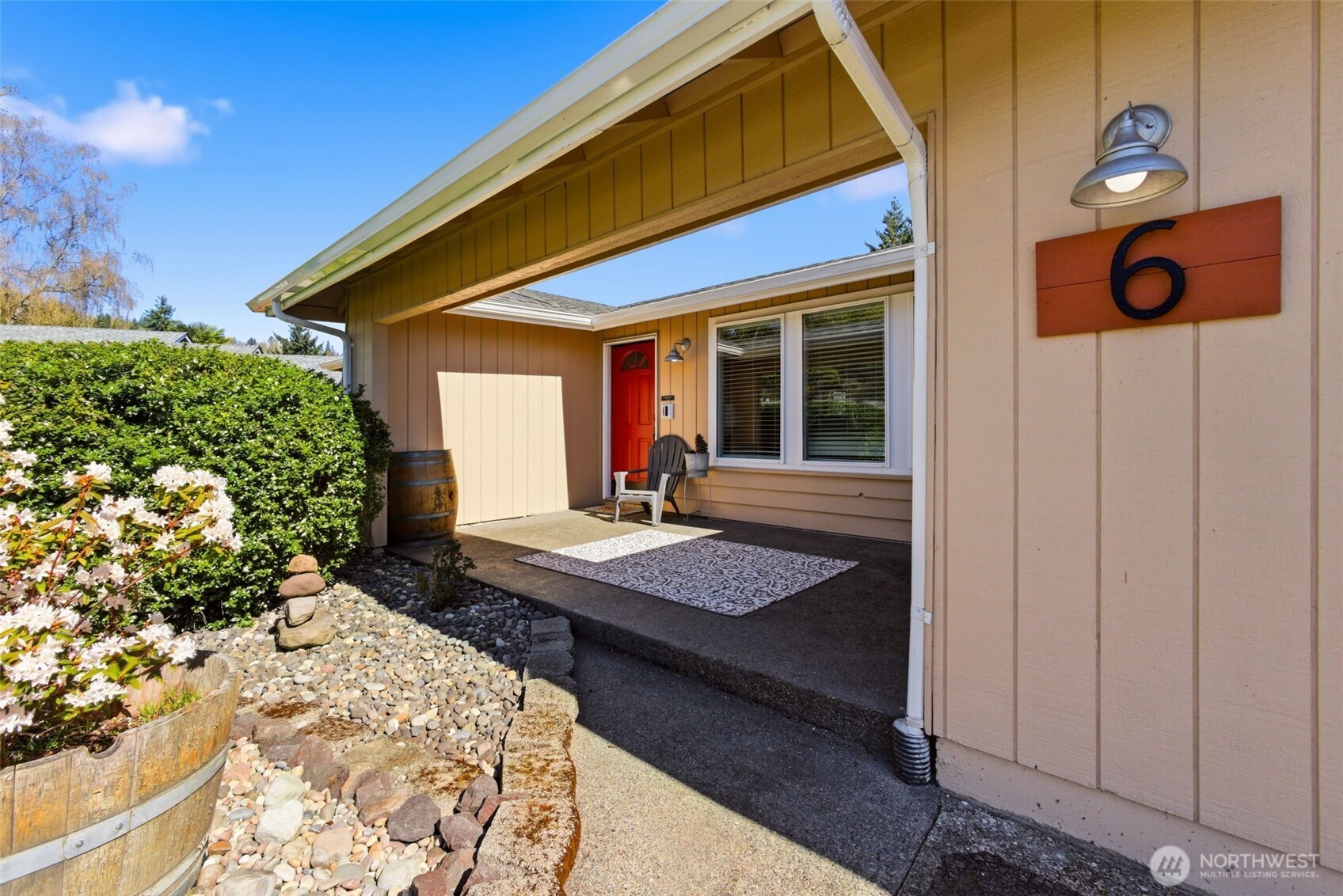 6 dove Street , Longview, WA 98632